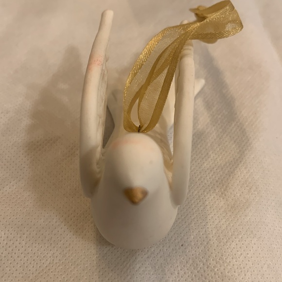 Wedgwood Christmas tree ornament dove in box - Picture 7 of 8